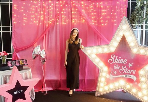 [NEW BLOG POST] Ellips Tea Party event recap with @ellips_haircare is up in my blog! 
Visit www.stellajulian.com to read my whole pinky and shiny experience with Ellips and what I learnt about achieving and maintaining healthier hair!

#EllipsTeaParty #EllipsHairCare #ShineLikeStars