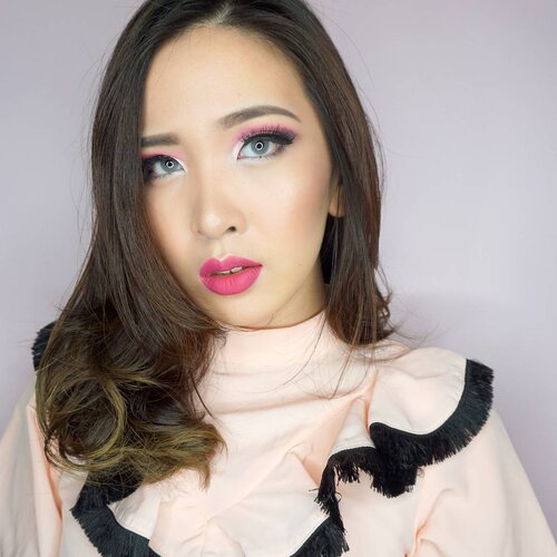 50 shades of Pink.
Happy Valentine's day 💕💕
.
.
Deets:
.
Eyes: @nyxcosmetics_indonesia Wanderlust Palette - Los Angeles, @catrice.cosmetics Highlighting Eyeshadow No. 010

Brows: @anastasiabeverlyhills Dipbrow Pomade - Ash Brown

Lash: @silverswanlash 303 - 'Diorr'

Lens: Adaline Grey from @kawaigankyu

Face: @toofaced Born This Way Foundation - Vanilla , @maybelline Fit Me concealer , @rcmamakeup No Color Powder

Contour: @elfcosmetics Powder Contour palettr

Highlighter: @beccacosmetics 'Moonstone'

Lips: @nyxcosmetics_indonesia SMLC in 'Prague'