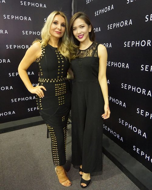 Yesterday with @klarasabotkoski the co-founder of @klaracosmetics who flew all the way from Australia for Beauty Talkshow and demo at @imaeofficial by @sephoraidn :) I'm always so happy to see the faces behind beauty brands, and to see all their passion and love for beauty comes out within as they speak.

It was really nice to meet you in person, Klara 😍😘 Btw I'm wearing their kissproof lipstick No. 11 in this pict. Such amazing formula with vibrant color, loveeee it 😍  #SephoraIDNxKlaraCosmetics #SephoraIDNxIMAE2016