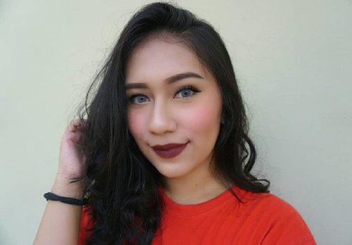 My first selfie photo in 2019✨
Velvet Matte by @victoriassecret 💋
.
.
.
.
#beauty #beautyblogger
#indobeautygram #bblogger
#asianblogger #bbloggers
#victoriassecret #sexymakeup 
#YossiMakeup #ClozetteID 
#Makeuptutorial @indobeautygram @indovidgram #borubatak #batakselebram #cewebatak 
#Selebgram #Beautynesiamember 
#BloggerMafia #BeautyBloggerIndonesia
#beautyblogger #Putraputribatak #boruniraja
#tampilcantik #blogger @tampilcantik