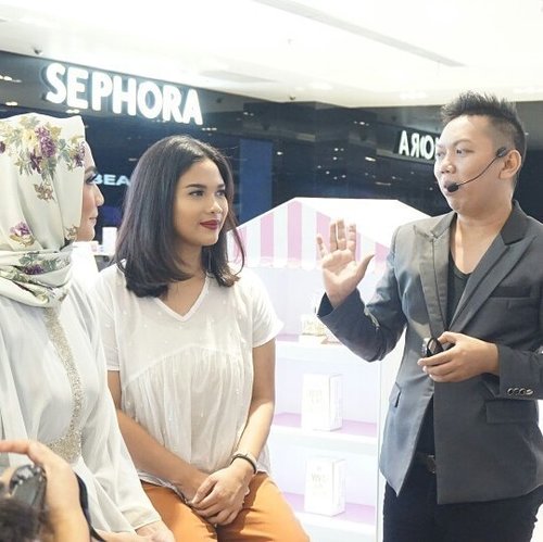 Hari ini Exclusive Event for Hari Raya Makeup Look by @sephoraidn & @aldoakira as makeup artist at Sephora Plaza Indonesia. 
Dengan tema " Edgy Chic & Glam Queen ". #sephoraidnbeautyinfluencer #SephoraIDN #SephoraIDNXHariRaya