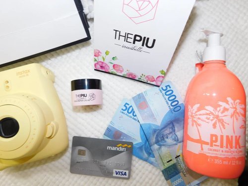 each wanting to holiday make sure you bring enough supplies. that during the holidays, you can enjoy the beauty of God's creation. Luckily I had a skin care steps that can be taken anywhere @the.piu . so, do not let your skin dull after returning from vacation. #RedWineForSkin #ThePiu #travelbag #Travel #bloggerstyle #ClozetteID #Skincare #minitravel #skincareroutine
