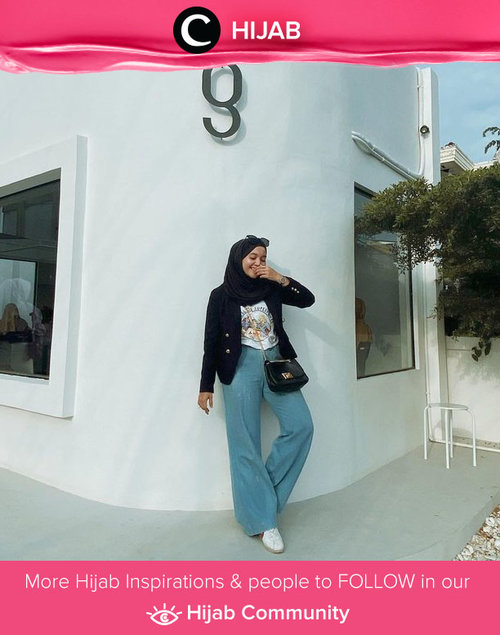 Casual Wednesday in t-shirt, jeans, and outerwear. Image shared by Clozetter @mellarisya. Simak inspirasi gaya Hijab dari para Clozetters hari ini di Hijab Community. Yuk, share juga gaya hijab andalan kamu.