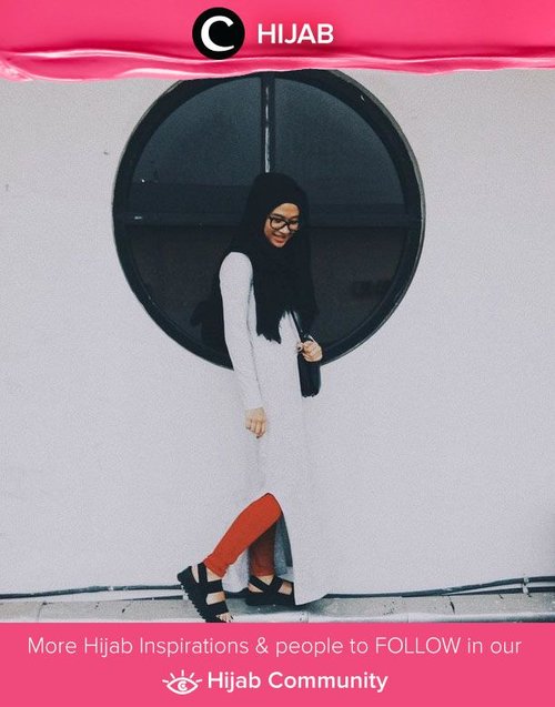 Sekali-sekali posting foto throwback, yuk, untuk membandingkan penampilanmu dulu dan saat ini. Seperti Clozetter Karinaorin yang baru-baru memposting foto OOTD-nya 5 tahun lalu.  Simak inspirasi gaya Hijab dari para Clozetters hari ini di Hijab Community. Image shared by Clozetter : @Karinaorin. Yuk, share juga gaya hijab andalan kamu.