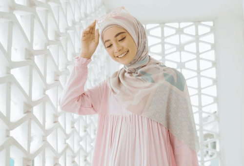 Cara Simpel Merawat Hijab Voal