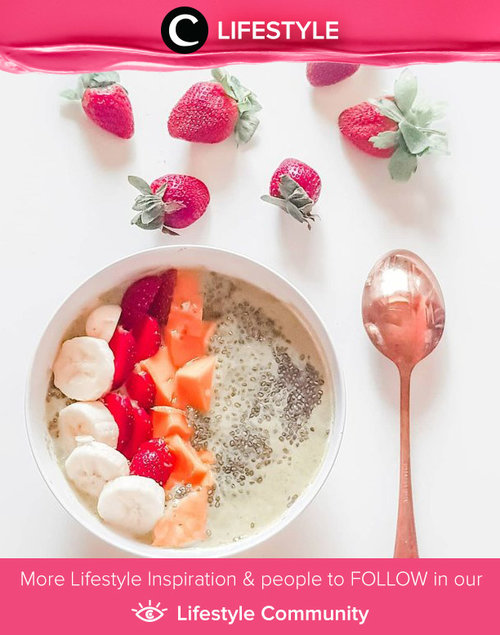 Healthy and yummy breakfast option: smoothie bowl! Image shared by Clozetter @chichi. Simak Lifestyle Update ala clozetters lainnya hari ini di Lifestyle Community. Yuk, share momen favoritmu bersama Clozette. 