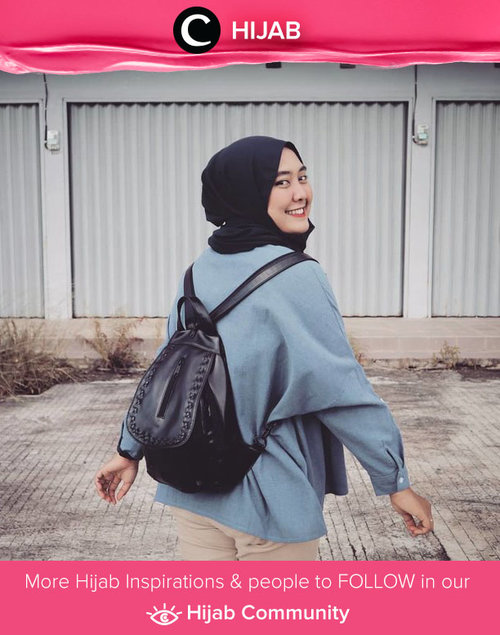 Weekend day out inspo by Star Clozetter @Rhialita: Comfy top and backpack! Simak inspirasi gaya Hijab dari para Clozetters hari ini di Hijab Community. Yuk, share juga gaya hijab andalan kamu.  