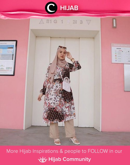 Elegant pattern is never out of style! Image shared by Clozetter @nabilaaz. Simak inspirasi gaya Hijab dari para Clozetters hari ini di Hijab Community. Yuk, share juga gaya hijab andalan kamu.