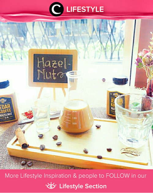 Jedar Koofee created as the ready to drink coffee, with proven as Halal drink, fresh, without preservative ingredients, using natural sugar and served in a cool and refreshing bottle pack. Simak Lifestyle Updates ala clozetters lainnya hari ini di Lifestyle Section. Image shared by Clozetter: @bitterswag. Yuk, share momen favorit kamu bersama Clozette.