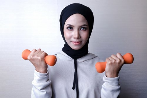 9 Model Hijab Sporty untuk Wanita Muslim yang Aktif