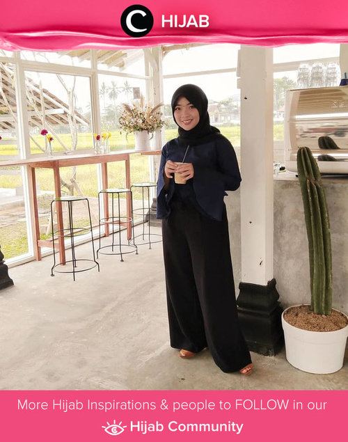 Black never goes wrong. Simak inspirasi gaya Hijab dari para Clozetters hari ini di Hijab Community. Image shared by Clozetter @ernykurnia14. Yuk, share juga gaya hijab andalan kamu. 
