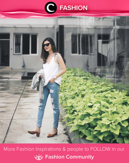 Casually dressed up in white top and ripped jeans for this productive day! Simak Fashion Update ala clozetters lainnya hari ini di Fashion Community. Image shared by Clozette Ambassador: @wulanwu. Yuk, share outfit favorit kamu bersama Clozette.