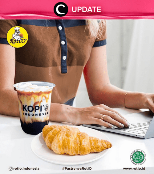 Lengkapi chill evening kamu dengan freshly-baked bread dari Roti'O! Dapatkan roti signature-nya, dan nikmati promo-promo spesial untuk menu andalan Roti'O! Yuk beli sekarang, sebelum promonya berakhir. Lihat info lengkapnya pada bagian Premium Section aplikasi Clozette. Bagi yang belum memiliki Clozette App, kamu bisa download di sini https://go.onelink.me/app/clozetteupdates. Jangan lewatkan info seputar acara dan promo dari brand/store lainnya di Updates section.