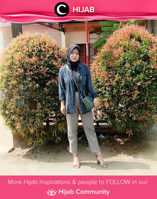 Styling grey pants with a black shirt, denim jacket, and heels. Simak inspirasi gaya Hijab dari para Clozetters hari ini di Hijab Community. Image shared by Clozetter: @revanisanabella. Yuk, share juga gaya hijab andalan kamu