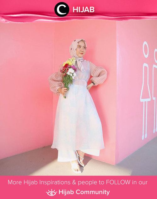 Clozetter @NabilaaZ shows her feminine side in pastel organza outfit. Simak inspirasi gaya Hijab dari para Clozetters hari ini di Hijab Community. Yuk, share juga gaya hijab andalan kamu.