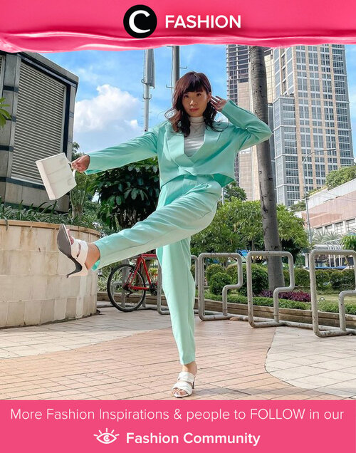 This lovely mint and white color pairing left us in awe! Image shared by Clozette Ambassador @steviiewong. Simak Fashion Update ala clozetters lainnya hari ini di Fashion Community. Yuk, share outfit favorit kamu bersama Clozette.