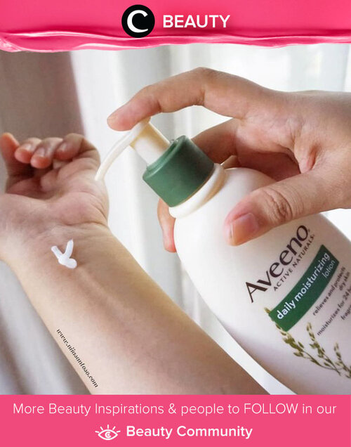 This moisturizing lotion from Aveeno is such a skin saver for dry skin after shower. Clozetter @niiasantoso also said that it's not sticky and odorless.  Simak Beauty Update ala clozetters lainnya hari ini di Beauty Community. Yuk, share juga beauty product favorit kamu bersama Clozette.