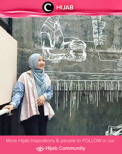 Another casual style with two tone oversized shirt for hijabers. Simak inspirasi gaya Hijab dari para Clozetters hari ini di Hijab Community. Image shared by Clozetter: inggabia. Yuk, share juga gaya hijab andalan kamu 