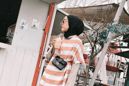 Tips Padu Padan Busana Hijab Festival 