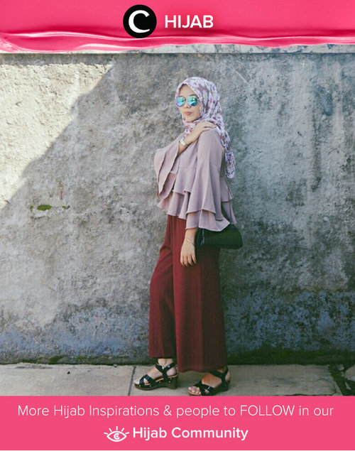 Mix the flare top and culottes will make your day so casual. Simak inspirasi gaya Hijab dari para Clozetters hari ini di Hijab Community. Image shared by Clozetter: agnilakris. Yuk, share juga gaya hijab andalan kamu bersama Clozette.