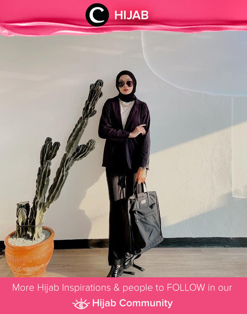 Ingin tetap produktif selama WFH? Coba outfit santai dan tetap profesional ala Clozette Crew @astrityas ini, yuk.  Simak inspirasi gaya Hijab dari para Clozetters hari ini di Hijab Community. Yuk, share juga gaya hijab andalan kamu.
