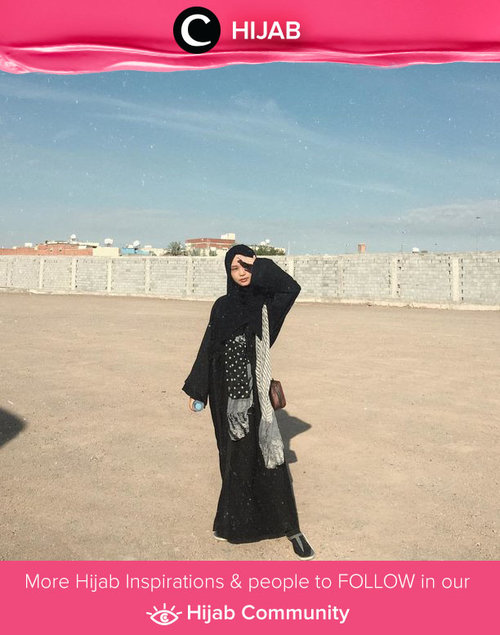 Tampil syar'i tak berarti harus menghilangkan sense of fashion-mu, Clozetters. Intip saja Clozetter @imeldaaf yang tetap stylish dengan menambahkan scarf bermotif cantik untuk outfit serba hitamnya. Simak inspirasi gaya Hijab dari para Clozetters hari ini di Hijab Community. Yuk, share juga gaya hijab andalan kamu.   
