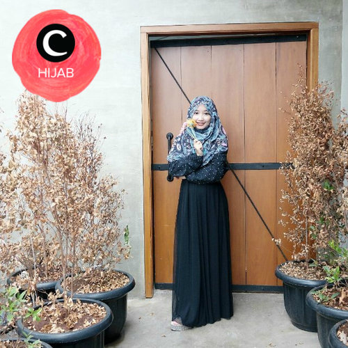 Butuh inspirasi untuk outfit hari ini? Simak inspirasi gaya di Hijab Update dari para Clozetters hari ini, di sini http://bit.ly/clozettehijab. Image shared by Clozetter: monicadnj. Yuk, share juga gaya hijab andalan kamu.