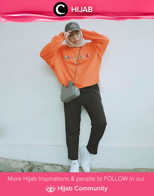 Hijab sporty #OOTD in orange, steal her style! Simak inspirasi gaya Hijab dari para Clozetters hari ini di Hijab Community. Image shared by Clozette Ambassador: @ladyulia. Yuk, share juga gaya hijab andalan kamu 