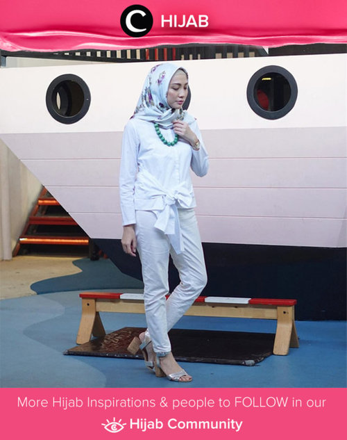 Get ready in white outfit. Simak inspirasi gaya Hijab dari para Clozetters hari ini di Hijab Community. Image shared by Clozetter @miradamayanti. Yuk, share juga gaya hijab andalan kamu
