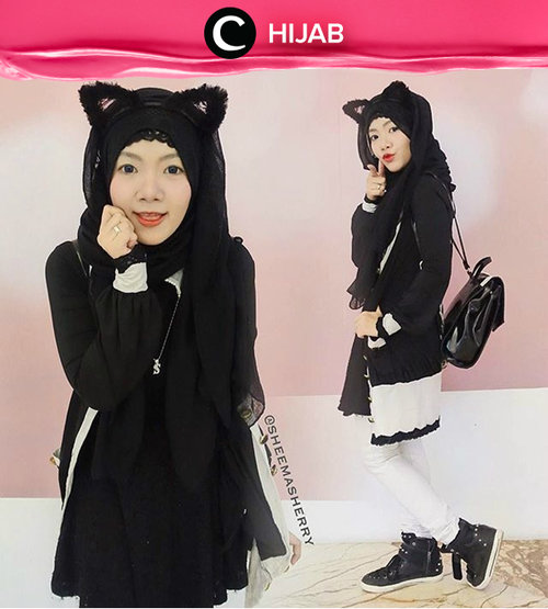 Bukan hanya komik, gaya Hijab Fashion ala Jepang juga menjadi favorit dan ciri khas Clozette Ambassador yang satu ini. Simak inspirasi gaya di Hijab Update dari para Clozetters hari ini, di sini http://bit.ly/clozettehijab. Image shared by Clozetter: sheemasherry. Yuk, share juga gaya hijab andalan kamu.