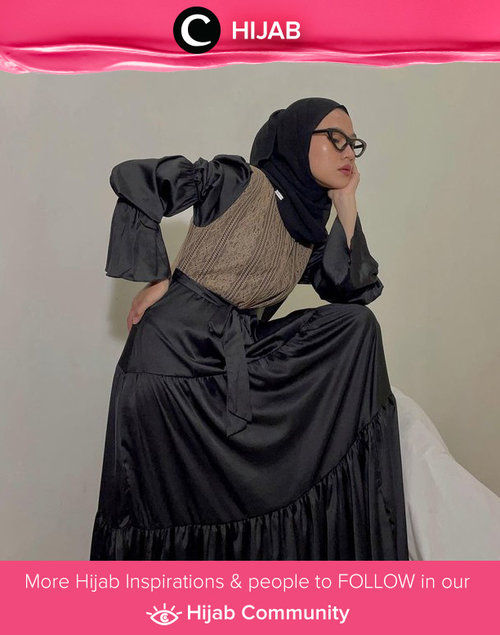 Clozette Ambassador @karinaorin channeling her vintage style in modest way. Simak inspirasi gaya Hijab dari para Clozetters hari ini di Hijab Community. Yuk, share juga gaya hijab andalan kamu.