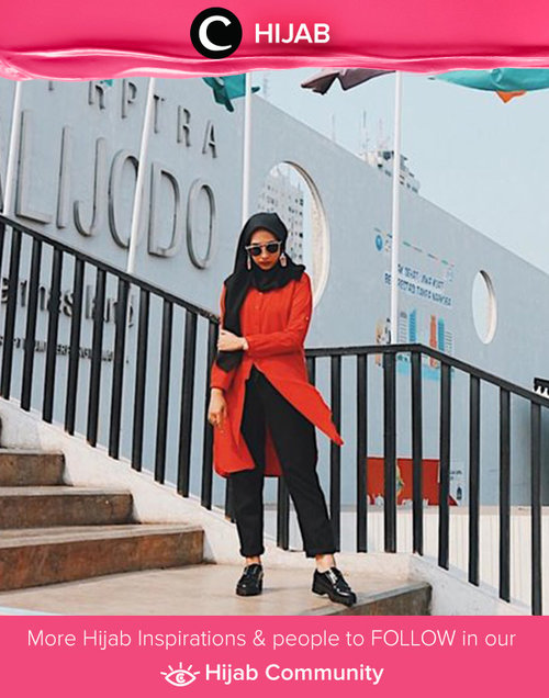 Wearing red and black outfit can still look effortless and chic. Simak inspirasi gaya Hijab dari para Clozetters hari ini di Hijab Community. Image shared by Clozette @prapancadf. Yuk, share juga gaya hijab andalan kamu