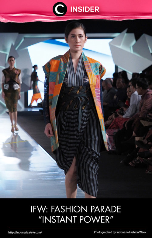 Ternyata, Indonesia Fashion Week telah berkomitmen untuk mempopulerkan kain tradisional Indonesia sejak tahun 2015 lalu, lho. Simak ulasan selengkapnya di sini http://bit.ly/1VG4vem. Simak juga artikel menarik lainnya di http://bit.ly/ClozetteInsider