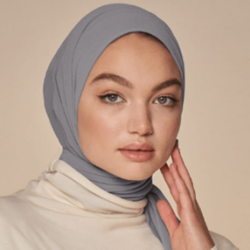 Ini Cara Merawat Hijab Sesuai Bahannya Agar Lebih Awet