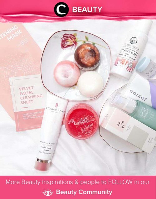 Butuh inspirasi skincare dan makeup flatlay untuk ikuti kampanye #Pinktober? Kamu bisa mencontek foto Clozetter @arumdwns ini. Simak Beauty Update ala clozetters lainnya hari ini di Beauty Community. Yuk, share juga beauty product favoritmu bersama Clozette.