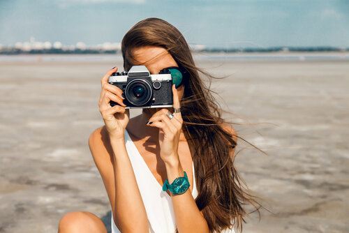 9 Kamera Mirrorless Yang Nyaman Dibawa Liburan