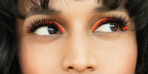 How to Grow Your Eyelashes Really, Really Long