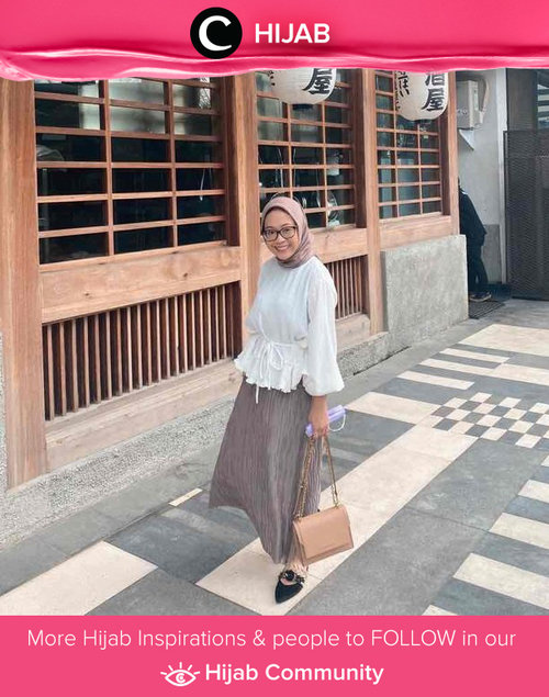 Radiate positivity, it's Fri-yay! Image shared by Clozette Crew @fiaerstrada. Simak inspirasi gaya Hijab dari para Clozetters hari ini di Hijab Community. Yuk, share juga gaya hijab andalan kamu.