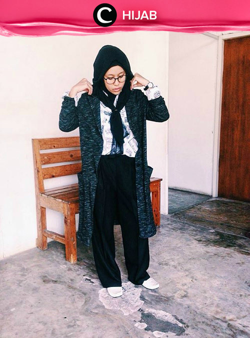 Ingin tampil beda dan unik? Outfit oversized bisa menjadi pilihan yang tepat seperti Clozette Star ini. Simak inspirasi gaya di Hijab Update dari para Clozetters hari ini, di sini http://bit.ly/clozettehijab. Image shared by Clozetter: dewindriyani. Yuk, share juga gaya hijab andalan kamu.