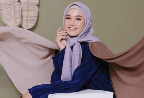 Tips Agar Hijab Bebas Bau Apek Saat Musim Hujan