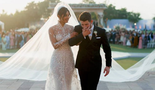 Busana Ralph Lauren pada Pernikahan Priyanka Chopra dan Nick Jonas - Elle Indonesia