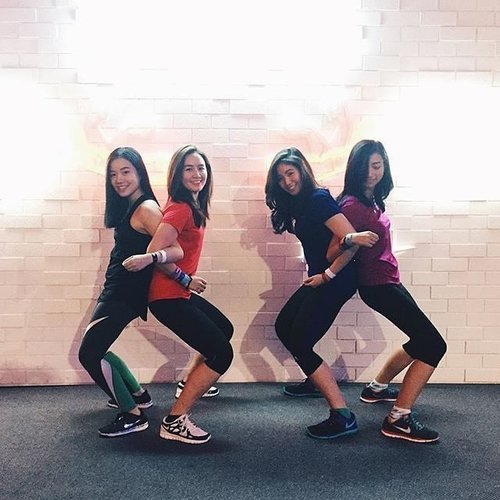 How many Saturday well spent in your life for a fun workout with your besties like Clozette Ambassador Pamela does? It was an unforgetable experience at #NTCTourJakarta. #BetterForIt #ForABetterMe #ClozetteID