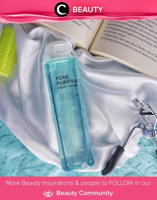 Apa jadinya ya, jika serum digabungkan dengan cleanser? Yup, Pore Purifying dari Althea ini punya dua kandungan dalam 1 produk. Kamu hanya perlu menuangkan produk ini ke kapas, seperti memakai micellar water, dan kotoran yang ada di pori-porimu akan terangkat dengan cepat. Jangan lupa bilas dengan air karena tekstur produk ini seperti oil. Simak Beauty Update ala clozetters lainnya hari ini di Beauty Community. Image shared by Clozetter @auliarw. Yuk, share juga beauty product favorit kamu bersama Clozette.