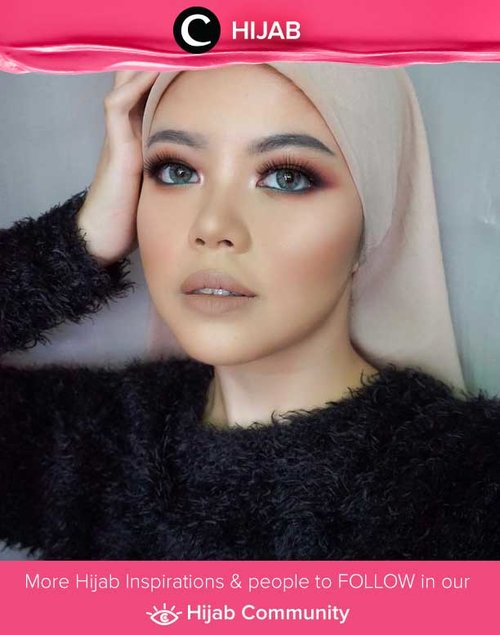 Elegant look by Clozetter @lylasabine. Simak inspirasi gaya Hijab dari para Clozetters hari ini di Hijab Community. Yuk, share juga gaya hijab andalan kamu.  