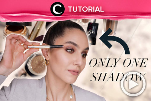 Tak perlu repot, kamu bisa membuat eye makeup maksimal hanya dengan satu warna eyeshadow, lho: https://bit.ly/3vMiRBY. Video ini di-share kembali oleh Clozetter @kyriaa. Lihat juga tutorial lainnya di Tutorial Section.