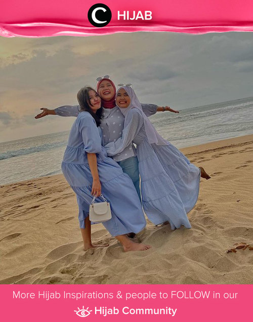 It's the first day of the year! Dengan siapa kamu menghabiskan hari ini, Clozetters? Image shared by Clozetter @sridevi_sdr. Simak inspirasi gaya Hijab dari para Clozetters hari ini di Hijab Community. Yuk, share juga gaya hijab andalan kamu.