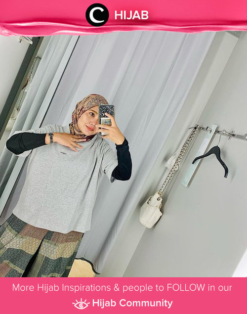 Combine your neutral colors with earthy-toned ones like Clozetter @sridevi_sdr. Simak inspirasi gaya Hijab dari para Clozetters hari ini di Hijab Community. Yuk, share juga gaya hijab andalan kamu.