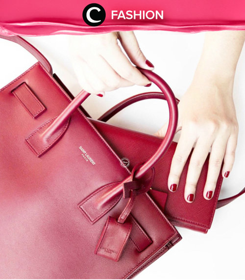 Bulan penuh cinta ini bisa kamu lengkapi dengan item fashion berwarna merah. Simak juga Fashion Update ala clozetters lainnya hari ini, di sini. http://bit.ly/clozettefashion. Image shared by Clozetter: amandatorquise. Yuk, share outfit favorit kamu bersama Clozette.
