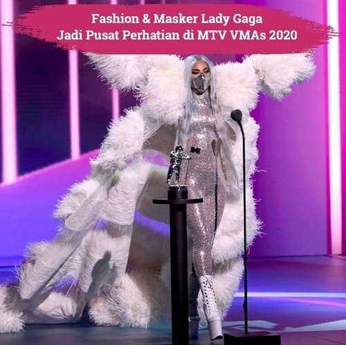 Penyanyi yang mendapat 4 penghargaan sekaligus dalam MTV VMAs 2020 menjadi pusat perhatian dengan fashion dan masker yang sangat unik dan stylish. Dalam ajang yang berkonsep social-distancing tahun ini, Lady Gaga memenangkan Artist of the year, Song of The Year, Best Collaboration dan Best Cinematography, congratulation!📷 @nicolaformichetti#ClozetteID #ladygaga #VMAs #MTV2020