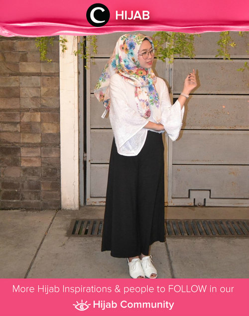 Looking for something to go with your printed hijabs? Let's pair your printed hijabs with monochrome outfit. Simak inspirasi gaya Hijab dari para Clozetters hari ini di Hijab Community. Image shared by Clozetter: @sulaihahsyaikhon. Yuk, share juga gaya hijab andalan kamu 